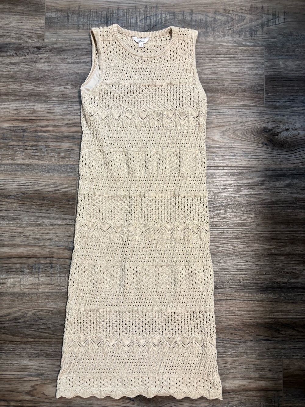 Reitmans Sleeveless Crochet Midi Dress in Light Beige